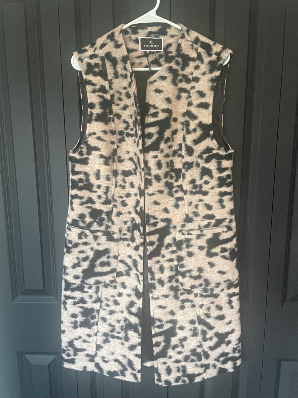 MELANIE LYNE Lane Wool Animal Print Long Vest - Black & Cream